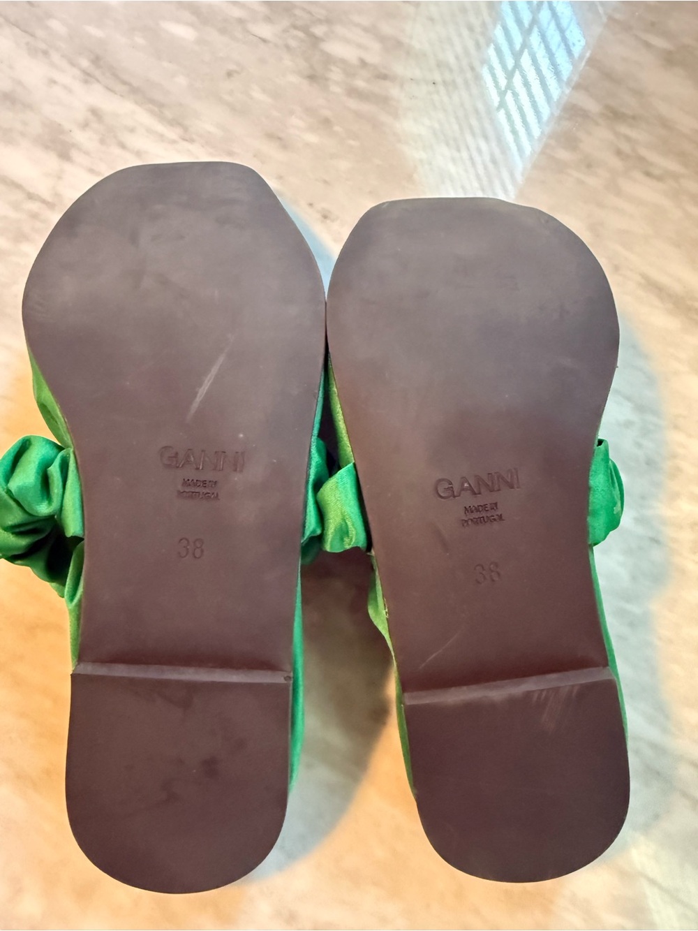 Ganni Emerald Green Satin Ruched Square Ballet Flats - Picture 2 of 4